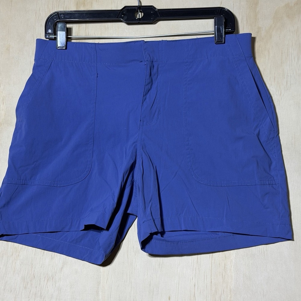 Eddie Bauer Women's Hiking Shorts‎ Size 8 Blue Stretch Outdoor Trail Travel 4"